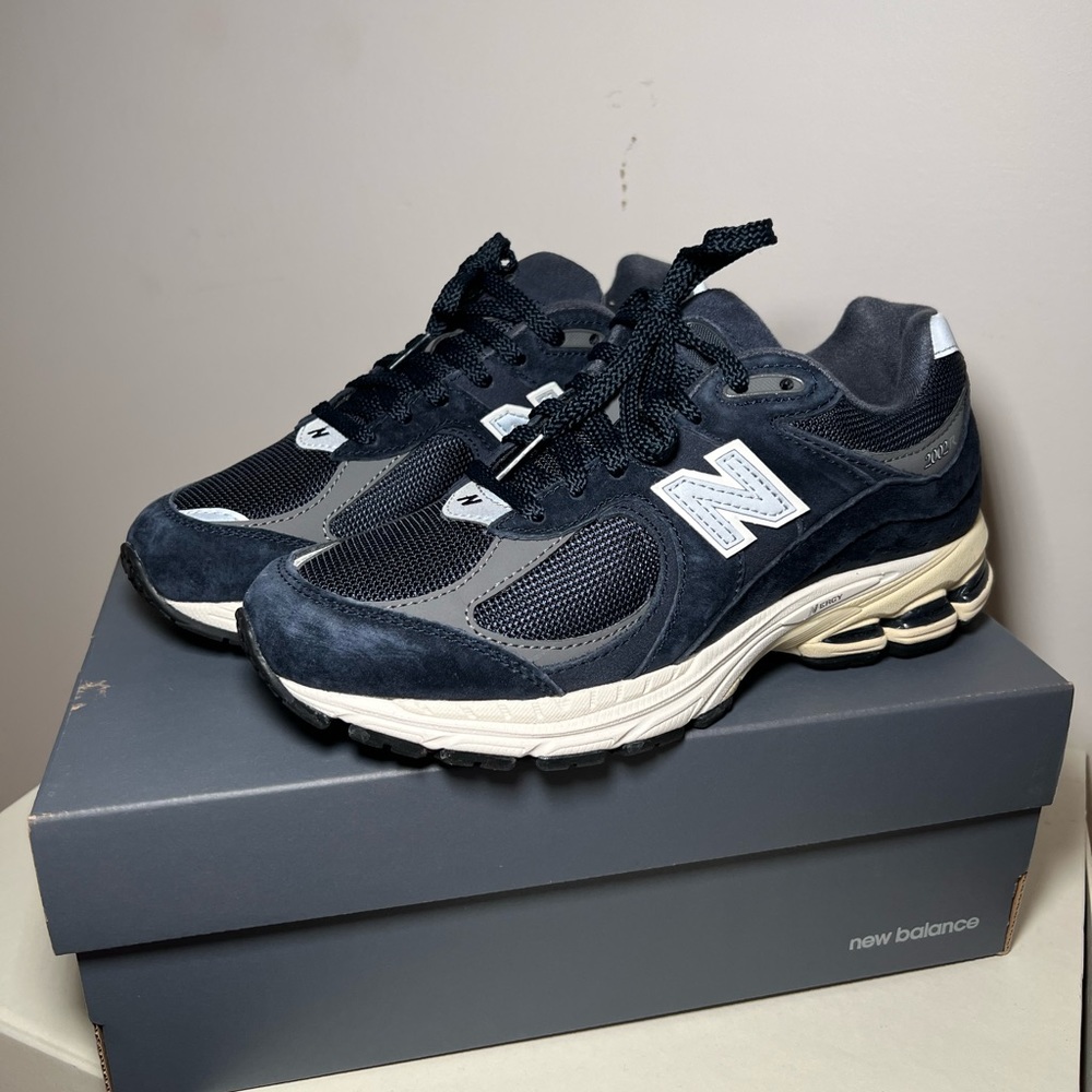NEW BALANCE 2002r